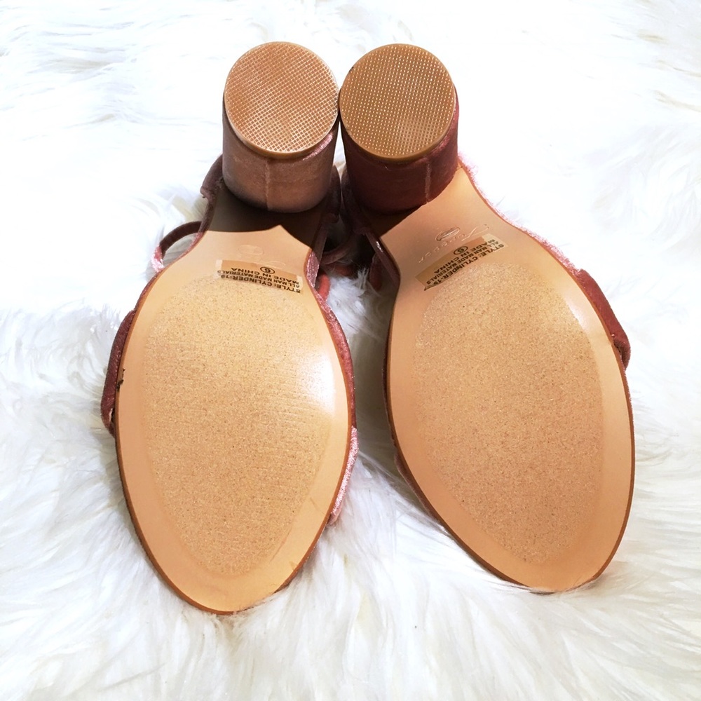 Blush Velvet Open-Toe Ankle Strap Heels 🌸 - Picture 5 of 5